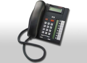 avaaya-7208-Digital-Deskphone